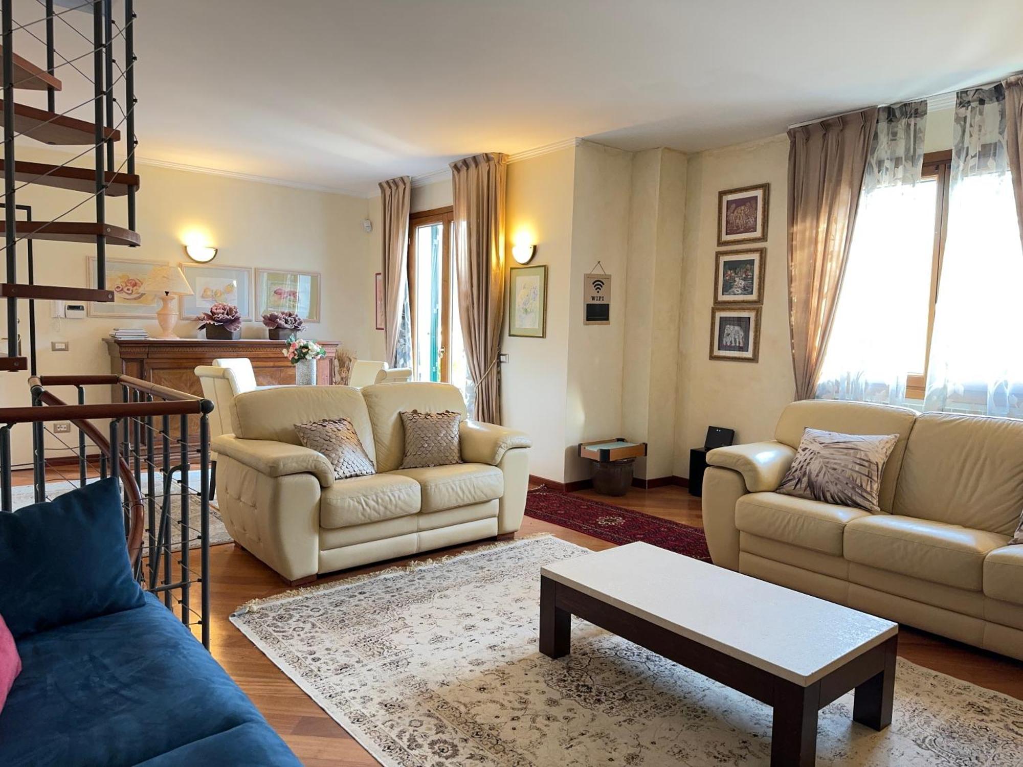 Casa Perfetta Per Grandi Famiglie, Con Jacuzzi Vila Bevera  Exterior foto
